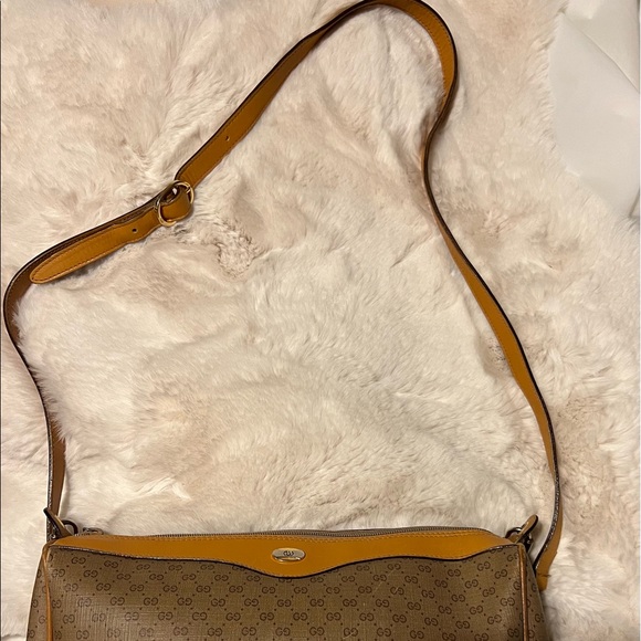 AUTHENTIC VINTAGE GUCCI 🌸 💕 CROSSBODY BAG OR SHOULDER - Picture 16 of 16